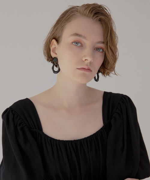 MIELI INVARIANT（ミエリインヴァリアント）の「Tear Oval Pierce（ピアス（両耳用）・レディース・ブラック・FREE）」の11枚目の写真