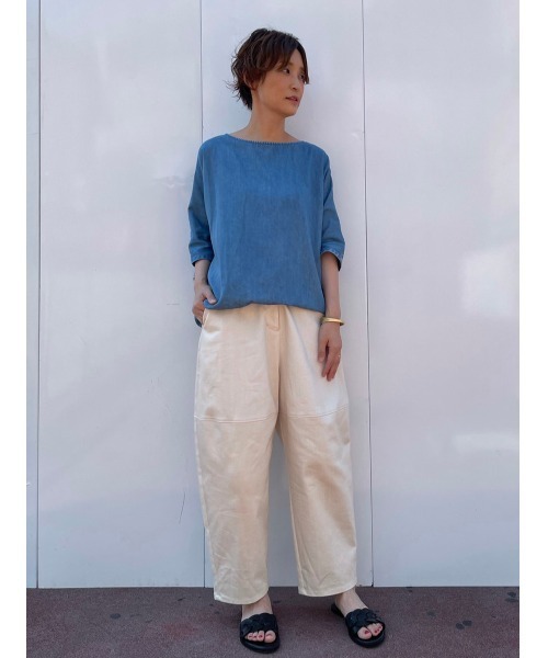 BEARDSLEY(ビアズリー)の「ウシロヒラリデニムプルオーバー(シャツ/ブラウス・レディース・ブルー・FREE)」の7枚目の写真