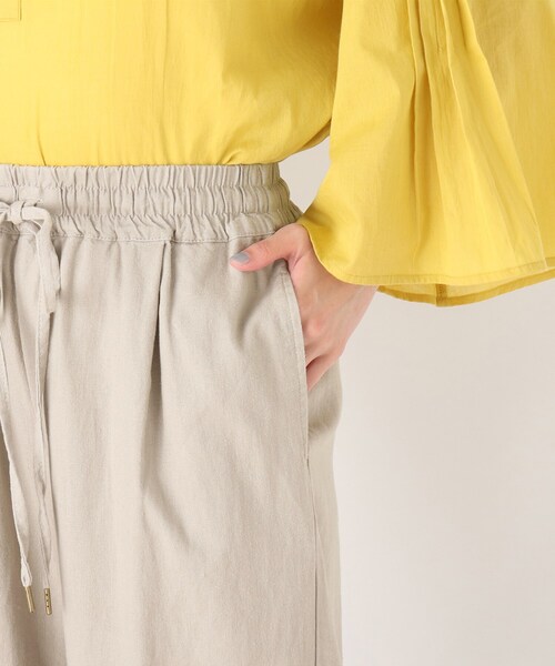 SHOO・LA・RUE（シューラルー）の「◆麻混合イージーワイドパンツ（その他パンツ・レディース・ブラック/ブルー/ライトベージュ・00）」の10枚目の写真