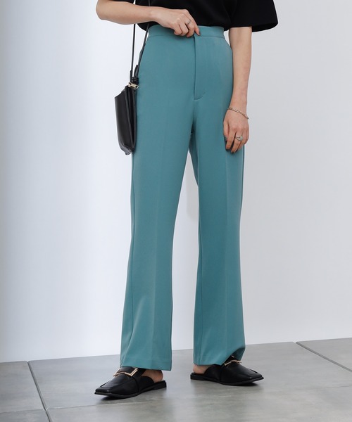 COLONY 2139(コロニートゥーワンスリーナイン)の「ストレッチイージーケアパンツ(フレア)(その他パンツ・レディース・ブラック/パープル/グリーン・SMALL/MEDIUM/LARGE)」の18枚目の写真