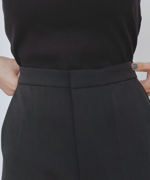 COLONY 2139(コロニートゥーワンスリーナイン)の「ストレッチイージーケアパンツ(フレア)(その他パンツ・レディース・ブラック/パープル/グリーン・SMALL/MEDIUM/LARGE)」の20枚目の写真