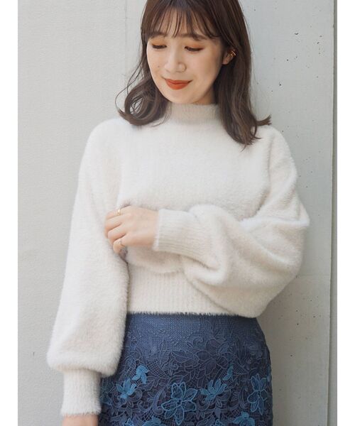 MERCURYDUO（マーキュリーデュオ）の「ハイネックミニシャギーニット（ニット/セーター・レディース・ブラウン/ライム/ブルー/アイボリー/ラベンダー・FREE）」の2枚目の写真