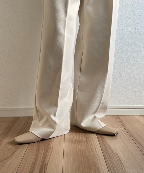 wee9s（ウィークス）の「high waist tuck wide pants / ハイウエストゴム入りタックワイドパンツ（スラックス・レディース・チャコールグレー/ブラック/ブラウン/ピンク/アイボリー・FREE）」の20枚目の写真