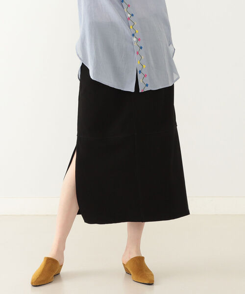 BEAMS BOY（ビームスボーイ）の「maturely / Suede Skirt（スカート・レディース・ブラック/ブラウン系その他4・ONE SIZE）」の4枚目の写真