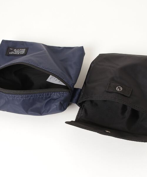 Levi's（リーバイス）の「RELAXED UTILITARIAN クロスボディバッグ（ボディバッグ/ウエストポーチ・メンズ・ブルー・OS）」の2枚目の写真