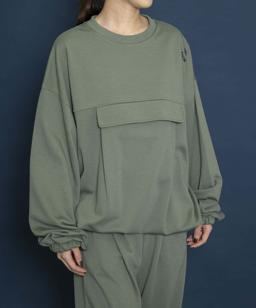 Uiscel(ユイセル)の「Uiscel アノラックボリュームプルオーバー(スウェット・メンズ・ブラック/カーキ・ONE)」の1枚目の写真