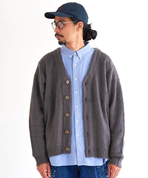 CPCM(シーピーシーエム)の「カラーニットBIGカーディガン(カーディガン/ボレロ・メンズ・チャコールグレー/マスタード/グリーン/サックスブルー/ベージュ・FREE)」の2枚目の写真