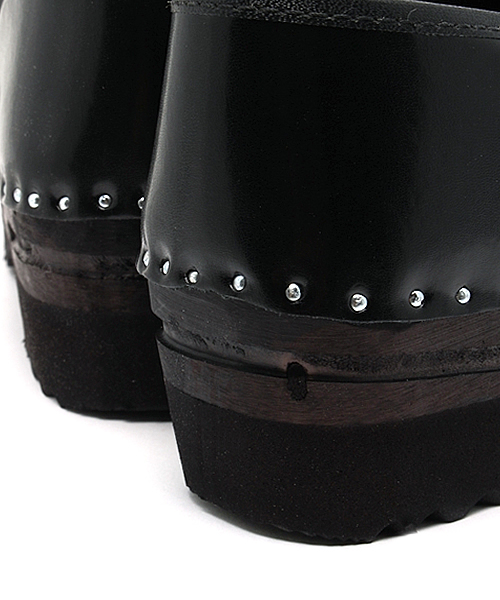 BEAMS BOY(ビームスボーイ)の「●NEEDLES WOMEN / Troentorp Crogs(サンダル・レディース・ブラック・37/38)」の7枚目の写真