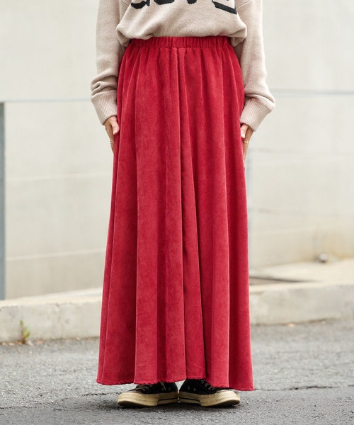 BONbazaar（ボンバザール）の「コーデュロイフレアスカート（スカート・レディース・パープル/アイボリー/グレー/レッド・FREE）」の5枚目の写真