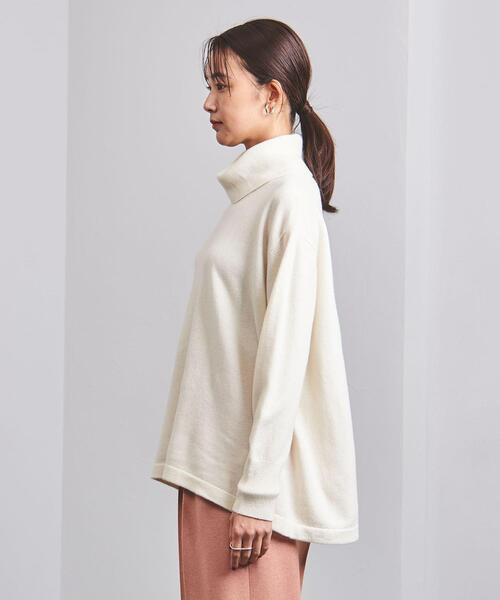 UNITED ARROWS（ユナイテッドアローズ）の「＜UNITED ARROWS＞Aライン オフタートルネック ニット B（ニット/セーター・レディース・ブラック/オフホワイト/モカ/ケリー・フリー）」の7枚目の写真