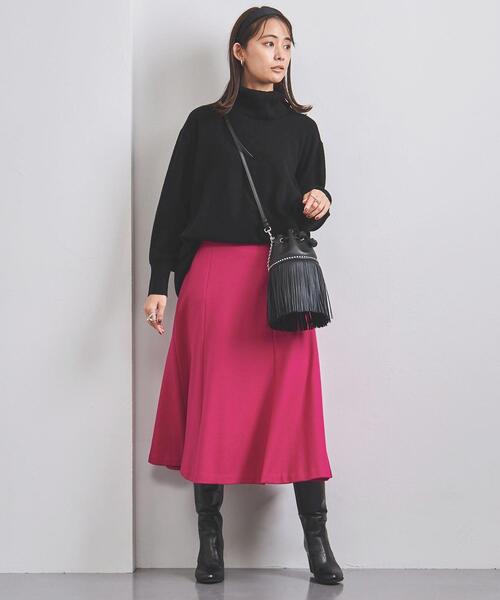 UNITED ARROWS（ユナイテッドアローズ）の「＜UNITED ARROWS＞Aライン オフタートルネック ニット B（ニット/セーター・レディース・ブラック/オフホワイト/モカ/ケリー・フリー）」の5枚目の写真