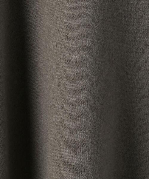 UNITED ARROWS（ユナイテッドアローズ）の「＜UNITED ARROWS＞Aライン オフタートルネック ニット B（ニット/セーター・レディース・ブラック/オフホワイト/モカ/ケリー・フリー）」の14枚目の写真