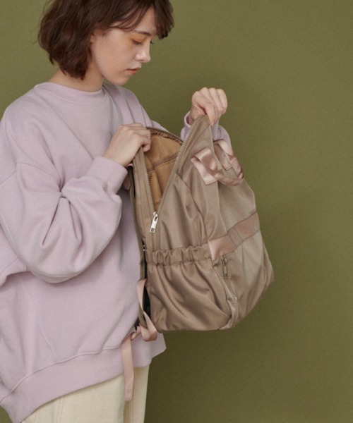 idem(イデム)の「idem anytime rucksack/ナイロンデイリーリュック(バックパック/リュック・レディース・ブラック/ベージュ・FREE)」の14枚目の写真