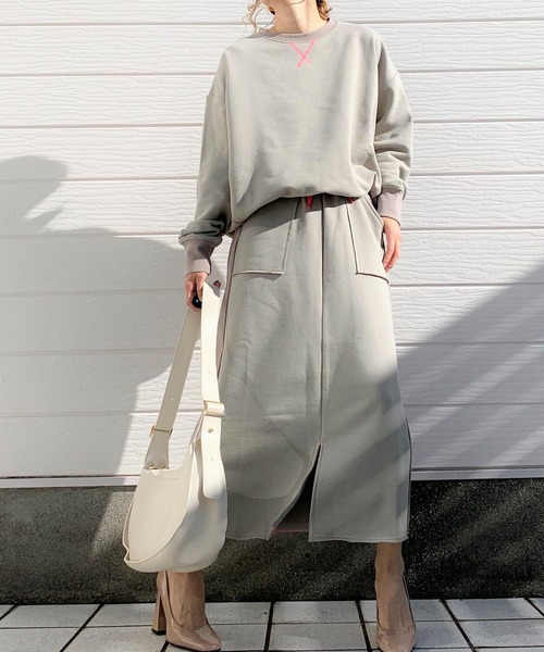 Q（キュー）の「リブ裏毛スカート（スカート・レディース・オリーブ/アイボリー・MEDIUM）」の8枚目の写真