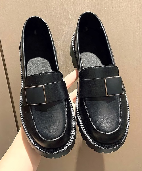 Dita(ディータ)の「スクエアバックルベルトベーシックローファー(ローファー・レディース・ブラック系2/ブラック系1・39/38/37/36/35)」の2枚目の写真