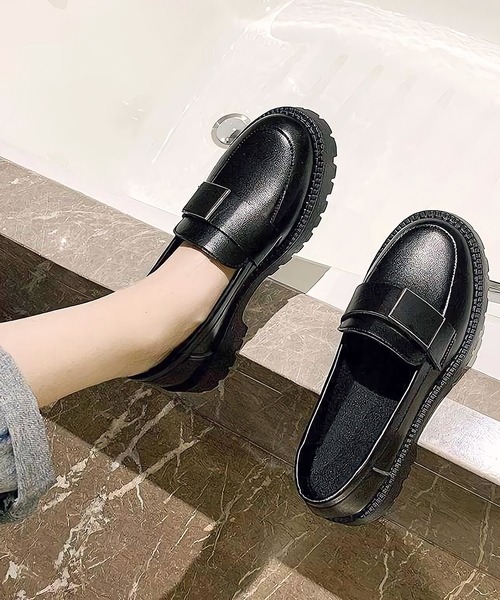 Dita(ディータ)の「スクエアバックルベルトベーシックローファー(ローファー・レディース・ブラック系2/ブラック系1・39/38/37/36/35)」の10枚目の写真