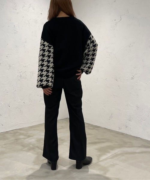 apres jour mignon（アプレジュールミニョン）の「袖チドリ柄ニット【ZOZOTOWN限定アイテム】（ニット/セーター・レディース・ライトベージュ/ダークブルー/ブラック・X-LARGE/フリー）」の12枚目の写真