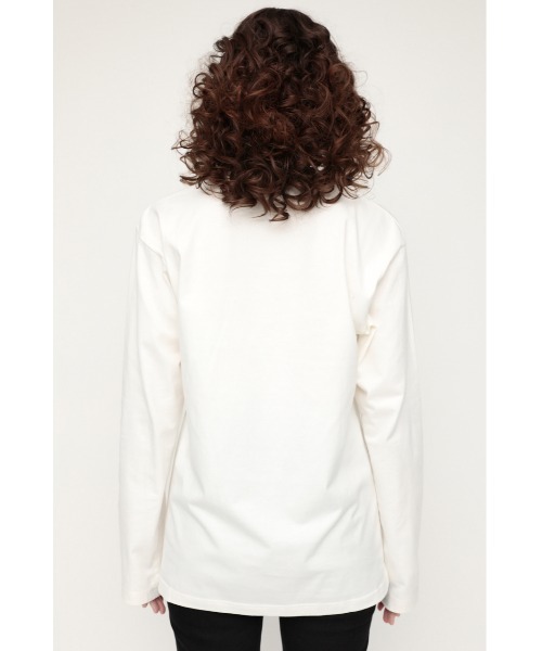 SLY（スライ）の「SMALL LOGO LONG S/L T/SH シアー ロゴ ロングスリーブ Tシャツ（Tシャツ/カットソー・レディース・ホワイト/ブラック・FREE）」の17枚目の写真