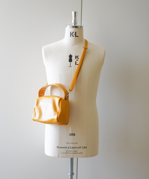 VENCEEXCHANGE(ヴァンスエクスチェンジ)の「【WEB限定】ワンハンドル2WAYミニショルダー(ショルダーバッグ・レディース・ブラック/グレー/グリーン/マスタード/ピンク・FREE)」の15枚目の写真