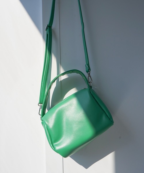 VENCEEXCHANGE(ヴァンスエクスチェンジ)の「【WEB限定】ワンハンドル2WAYミニショルダー(ショルダーバッグ・レディース・ブラック/グレー/グリーン/マスタード/ピンク・FREE)」の10枚目の写真