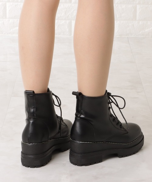 Lace Ladies（レースレディース）の「厚底 レースアップ ショートブーツ（ブーツ・レディース・ブラック・23.5/24.5/24/22.5/25/23）」の6枚目の写真