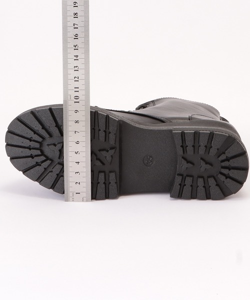 Lace Ladies（レースレディース）の「厚底 レースアップ ショートブーツ（ブーツ・レディース・ブラック・23.5/24.5/24/22.5/25/23）」の21枚目の写真