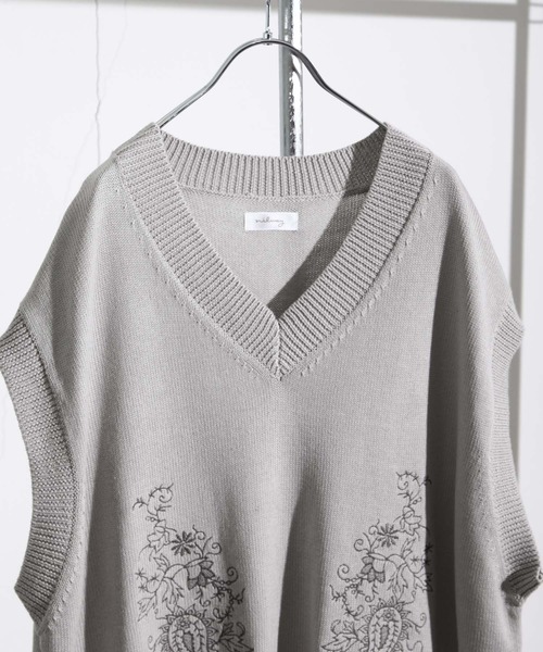 NILWAY(ニルウェイ)の「ペイズリー刺繍 Vネックニットベスト(ベスト・メンズ・ブラック/グレー/グリーン・MEDIUM/LARGE)」の22枚目の写真