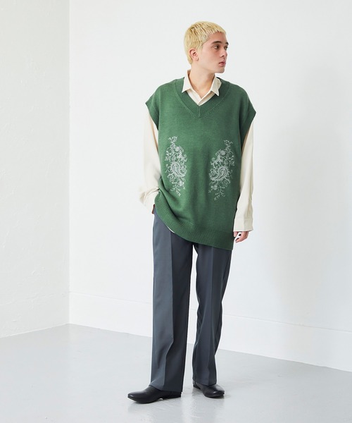 NILWAY(ニルウェイ)の「ペイズリー刺繍 Vネックニットベスト(ベスト・メンズ・ブラック/グレー/グリーン・MEDIUM/LARGE)」の18枚目の写真