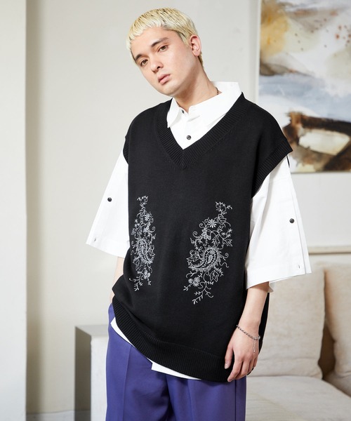 NILWAY(ニルウェイ)の「ペイズリー刺繍 Vネックニットベスト(ベスト・メンズ・ブラック/グレー/グリーン・MEDIUM/LARGE)」の15枚目の写真