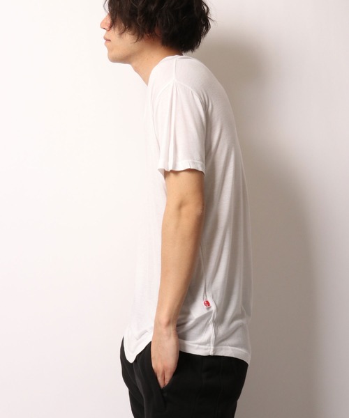 ByTheR（バイザアール）の「BYTHER 韓国ブランド 切替Vネック半袖Tシャツ（Tシャツ/カットソー・メンズ・ホワイト/ブラック・FREE）」の4枚目の写真