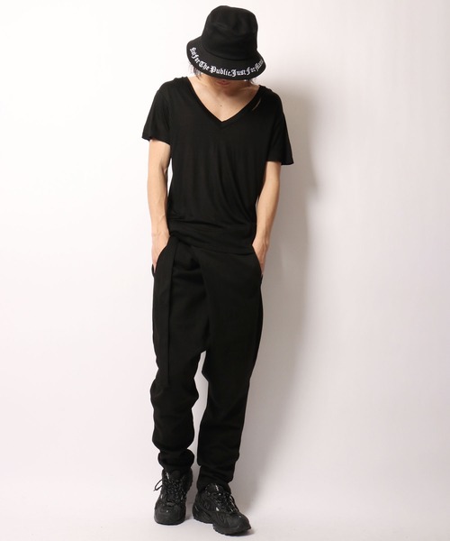 ByTheR（バイザアール）の「BYTHER 韓国ブランド 切替Vネック半袖Tシャツ（Tシャツ/カットソー・メンズ・ホワイト/ブラック・FREE）」の5枚目の写真