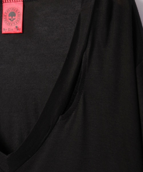 ByTheR（バイザアール）の「BYTHER 韓国ブランド 切替Vネック半袖Tシャツ（Tシャツ/カットソー・メンズ・ホワイト/ブラック・FREE）」の7枚目の写真