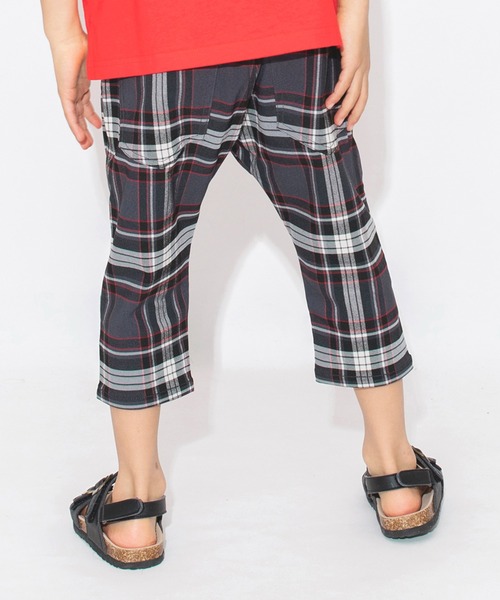BRANSHES(ブランシェス)の「【プレミアムストレッチ】クロップドカラーパンツ(その他パンツ・キッズ・ブラック/ネイビー/グレー・90/100/110/120/130/140/150)」の20枚目の写真