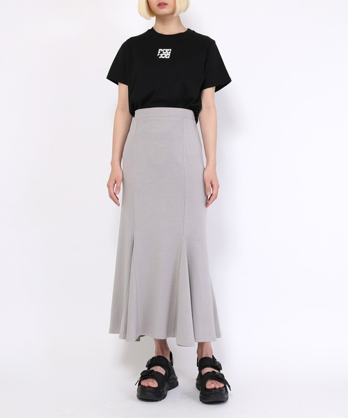 PUNYUS（プニュズ）の「ワンポイントロゴＴシャツ（Tシャツ/カットソー・レディース・ブルー/ホワイト/ライトピンク/ブラック・3/2/1/4）」の5枚目の写真