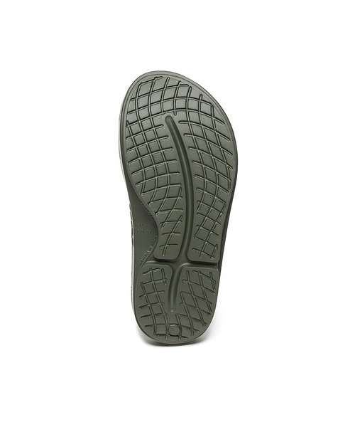 OOFOS（ウーフォス）の「OOFOS / OOriginal（サンダル・メンズ・ブラック/ブラウン/グレー/オフホワイト/グリーン・8/9/7）」の8枚目の写真