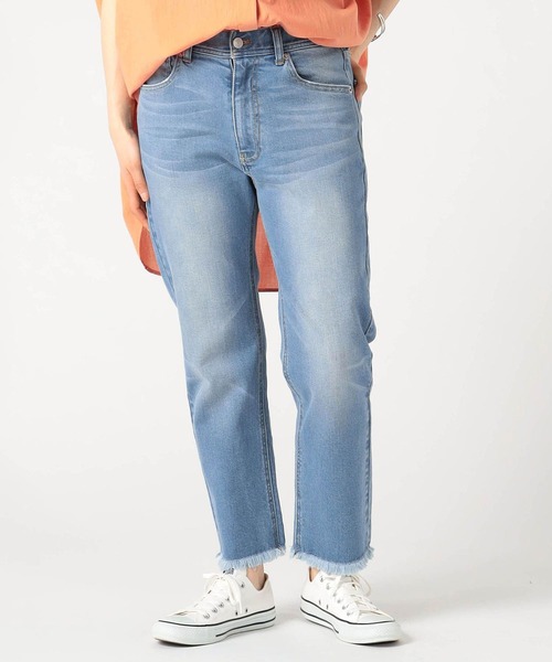 Grand PARK(グランドパーク)の「ボーイフレンド デニムパンツ(デニムパンツ・レディース・ブルー/ネイビー/ホワイト・SMALL/MEDIUM/LARGE)」の3枚目の写真