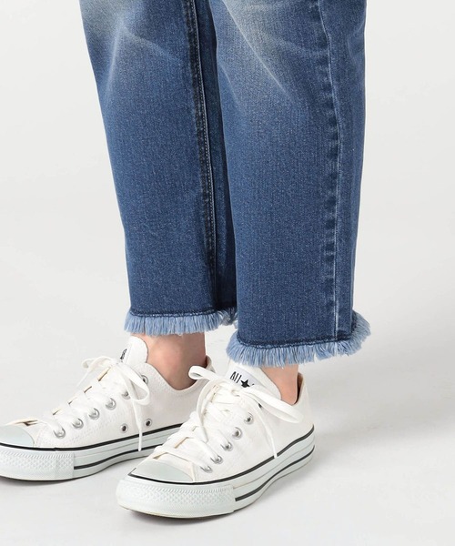 Grand PARK(グランドパーク)の「ボーイフレンド デニムパンツ(デニムパンツ・レディース・ブルー/ネイビー/ホワイト・SMALL/MEDIUM/LARGE)」の12枚目の写真