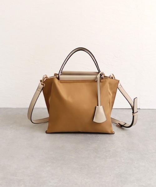 MIAN （ミアン）の「LILY / 軽量2wayハンドバッグ（ハンドバッグ・レディース・ブラック/モカ/ベージュ/カーキ/グレイッシュベージュ・FREE）」の3枚目の写真