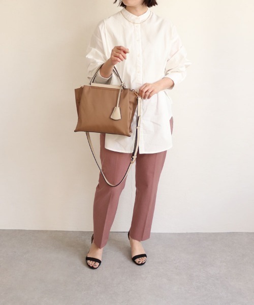 MIAN （ミアン）の「LILY / 軽量2wayハンドバッグ（ハンドバッグ・レディース・ブラック/モカ/ベージュ/カーキ/グレイッシュベージュ・FREE）」の16枚目の写真