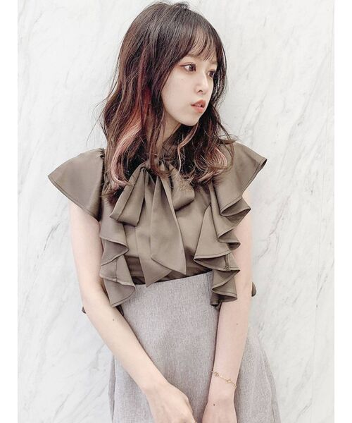 dazzlin（ダズリン）の「ラッフルサテンボウタイブラウス（シャツ/ブラウス・レディース・アイボリー/ブルー/ブラウン・FREE）」の12枚目の写真