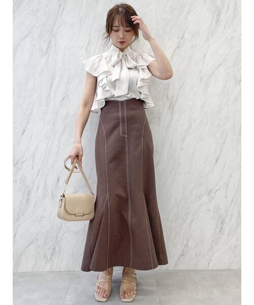 dazzlin（ダズリン）の「ラッフルサテンボウタイブラウス（シャツ/ブラウス・レディース・アイボリー/ブルー/ブラウン・FREE）」の8枚目の写真