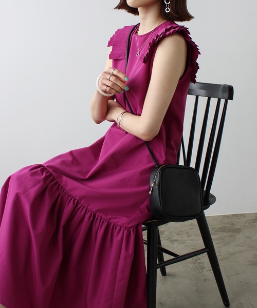 GeeRA（ジーラ）の「スクエアショルダー（ショルダーバッグ・レディース・ブラック/ベージュ/イエロー/アイボリー・FREE）」の15枚目の写真