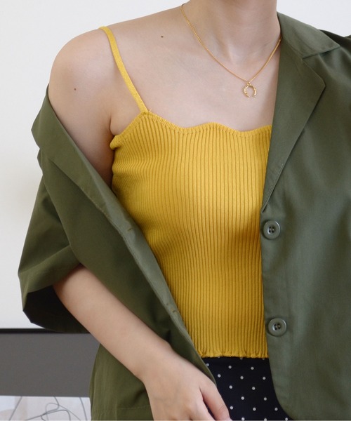 ibeul_(イベール)の「スカラップニットキャミソール(キャミソール・レディース・ホワイト/ブラック/ベージュ/カーキ/ブルー/アイボリー/マスタード・FREE)」の7枚目の写真