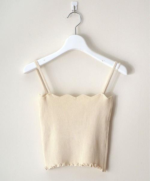 ibeul_(イベール)の「スカラップニットキャミソール(キャミソール・レディース・ホワイト/ブラック/ベージュ/カーキ/ブルー/アイボリー/マスタード・FREE)」の12枚目の写真