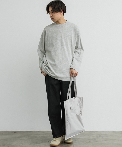 WYM LIDNM(ウィム バイ リドム)の「SUPER FINE COTTON LOOSE FIT L/S(Tシャツ/カットソー・メンズ・ライトグレー/アッシュブラウン/ダークグレー/杢グレー/ライトブラウン/ダークグリーン/ブルーグリーン/グレー系/チャコール/ベージュ系/グレイッシュブルー・S/M/L)」の21枚目の写真