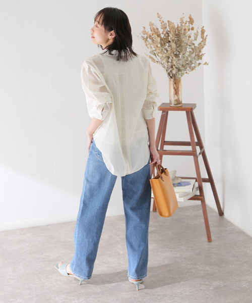 B.C STOCK(ベーセーストック)の「ピンタック シシュウシャツ(シャツ/ブラウス・レディース・ホワイト/ブラック/ピンク/イエロー・FREE)」の12枚目の写真