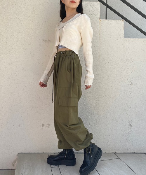 Chico（チコ）の「裾絞りポケットカーゴパンツ（カーゴパンツ）」 - WEAR