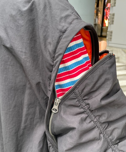 CIAOPANIC（チャオパニック）の「マルチウェイカットアウトビックシルエットMA1（MA-1・レディース・ブラック/オリーブ・FREE）」の8枚目の写真