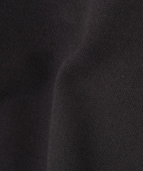 marka（マーカ）の「marka / マーカ：CREW NECK - 40/2 recycle suvin organic cotton knit -：M22C-09CS03C[COR]（Tシャツ/カットソー・メンズ・チャコールグレー/オフホワイト・1/2/3）」の15枚目の写真