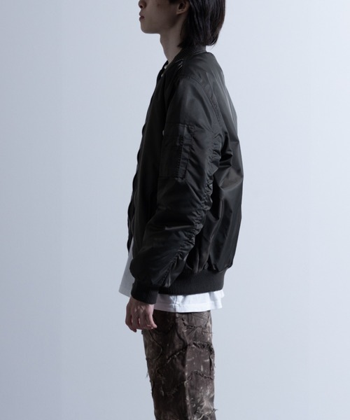 NYLAUS（ナイラス）の「ヘビーツイルナイロン 裏キルトパデット MA-1（MA-1・メンズ・ホワイト/ブラック/カーキ/イエロー系/グレー系・LL/M/L）」の6枚目の写真